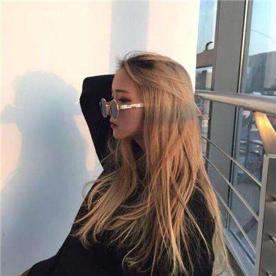 掌机小精灵bt变态版送vip下载